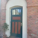 Domaene Kermen アパート