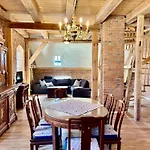 Domaene Kermen アパート