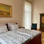 Domaene Kermen アパート *